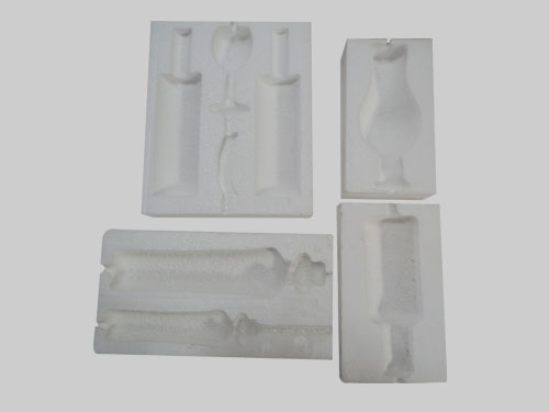 ?東莞珍珠棉內(nèi)襯大泡孔和小泡孔的區(qū)別？